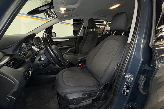 BMW 218i 15 of 23