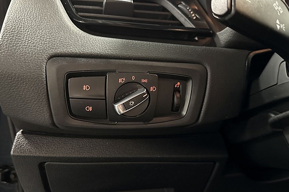 BMW 218i 22 of 23