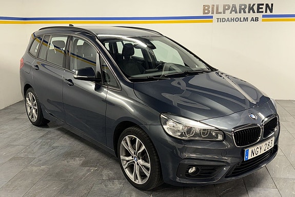 BMW 218i 6 of 23