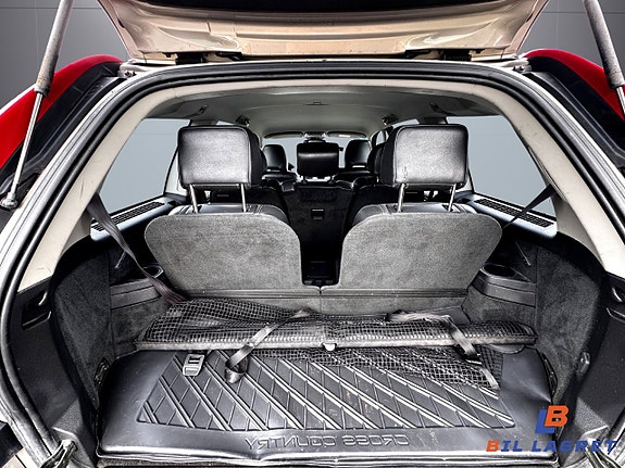 Volvo XC90 8 of 10