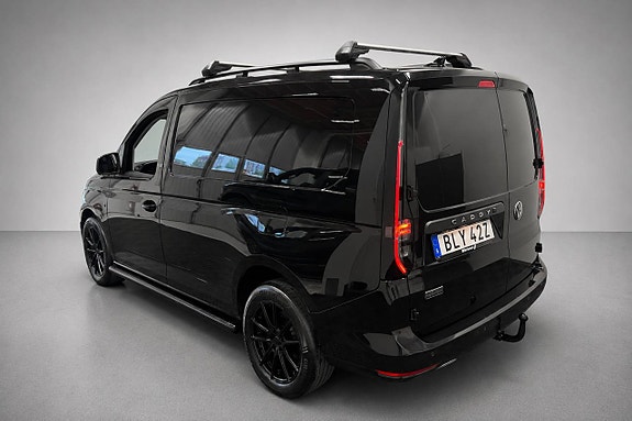 Volkswagen Caddy Maxi 3 of 5