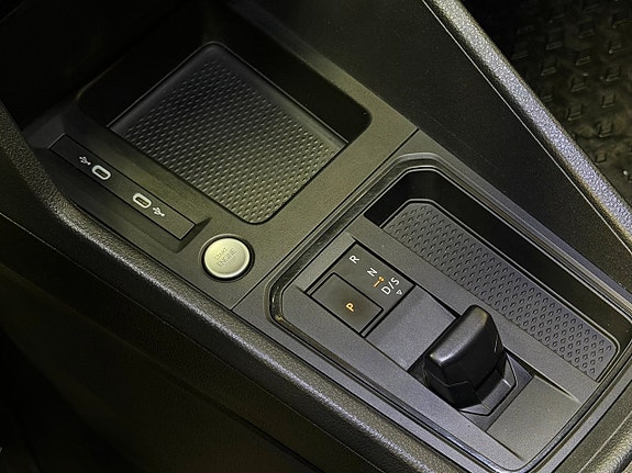 Volkswagen Caddy Maxi 27 of 30