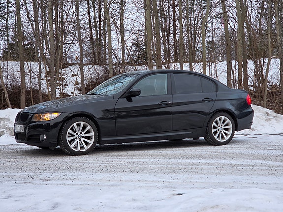 BMW 320d 3 of 10