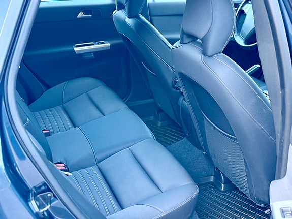 Volvo V50 14 of 17