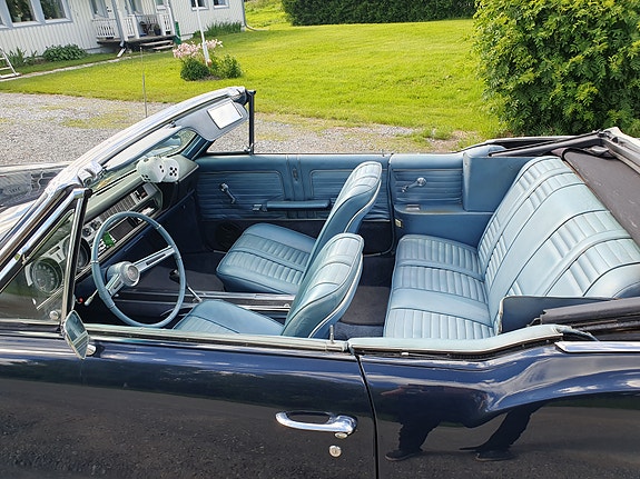 Oldsmobile Cutlass 5 of 7