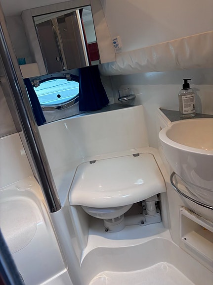 Fairline Targa 34 -välutrustad sportcruiser i toppklass 8 of 13