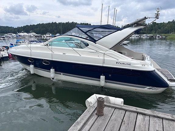 Fairline Targa 34 -välutrustad sportcruiser i toppklass 2 of 13
