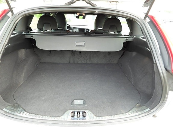 Volvo V60 12 of 20