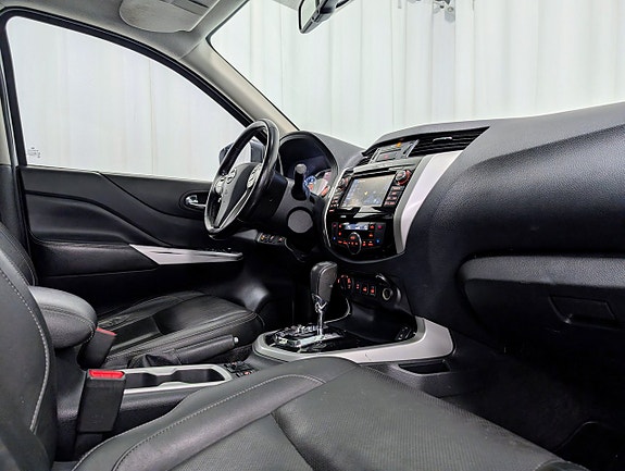 Nissan Navara 9 of 16