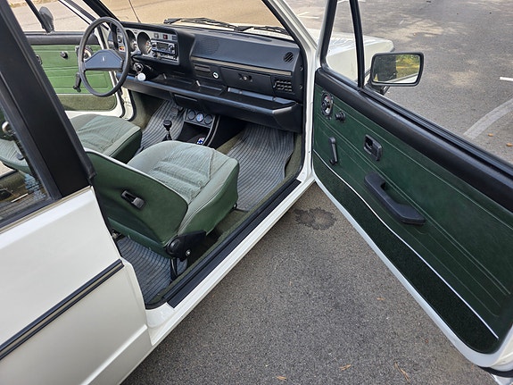 Volkswagen Golf I 9 of 11