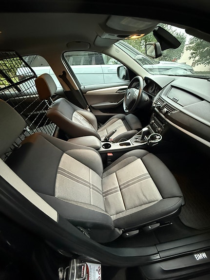 BMW X1 8 of 14