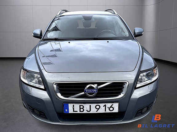 Volvo V50 4 of 5