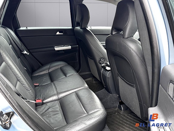 Volvo V50 8 of 12