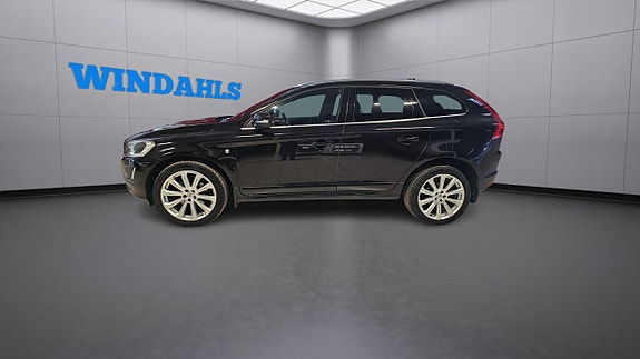 Volvo XC60 3 of 5