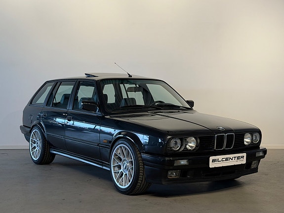 BMW 325i 2 of 5