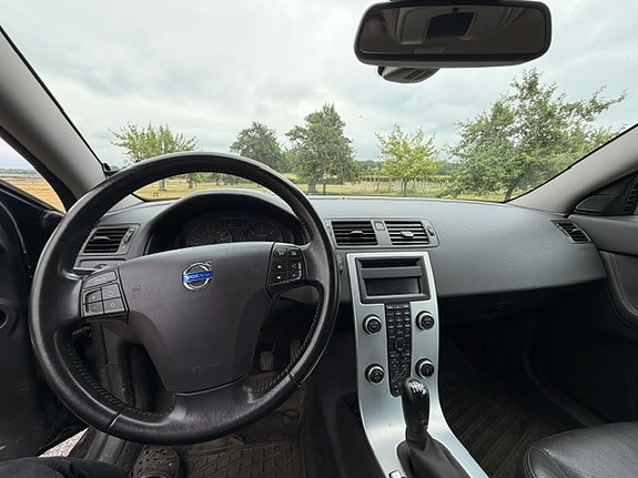 Volvo V50 5 of 5