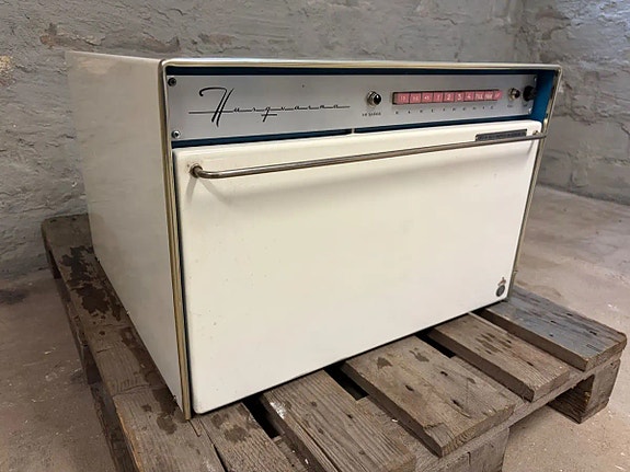 Product image 2 of 9