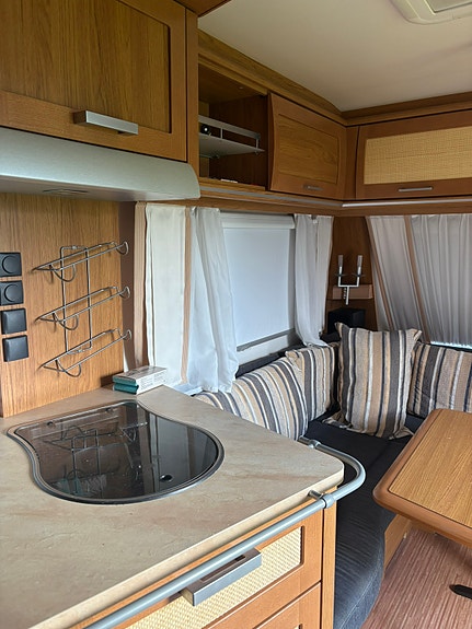 Knaus 680 9 of 17
