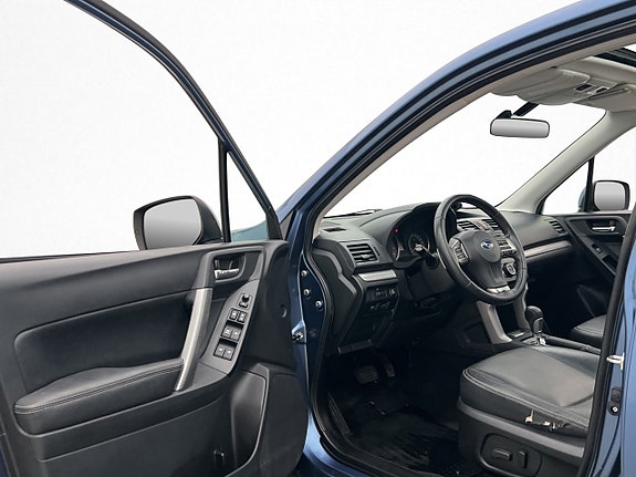 Subaru Forester 11 of 30