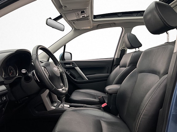 Subaru Forester 12 of 30