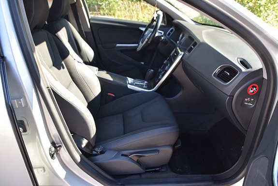 Volvo S60 10 of 21