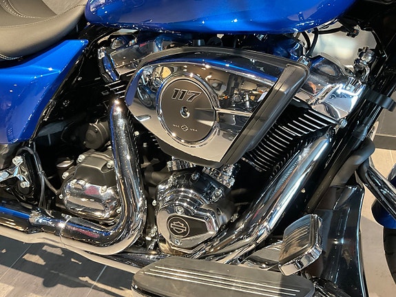 Harley-Davidson Streetglide BLUEBURST 8 of 14