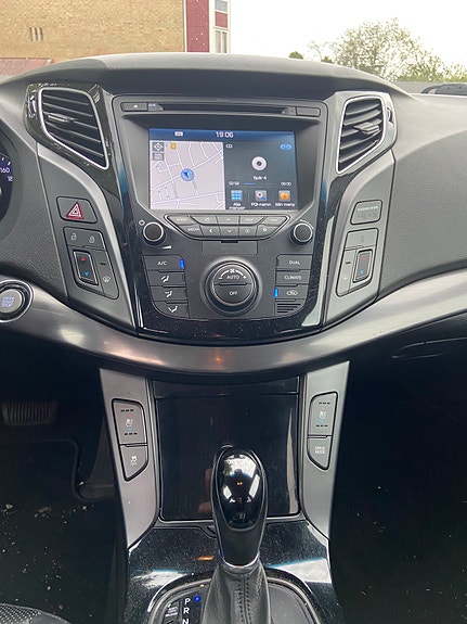 Hyundai i40 3 of 5