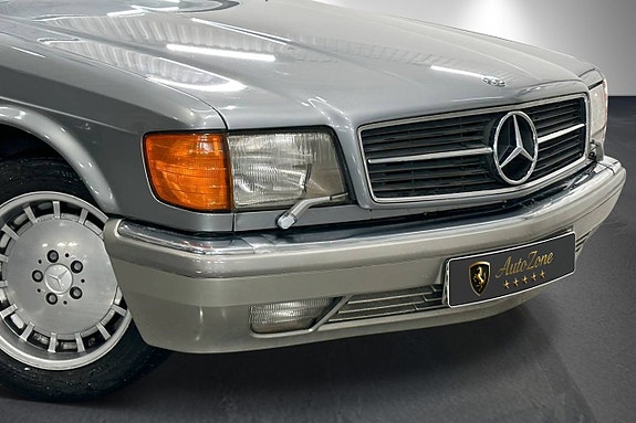 Mercedes-Benz S560 2 of 5