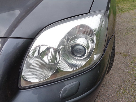 Toyota Avensis 8 of 30