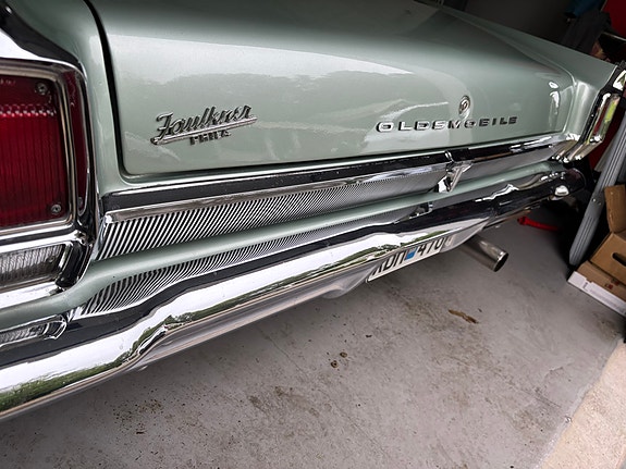 Oldsmobile Cutlass 13 of 16