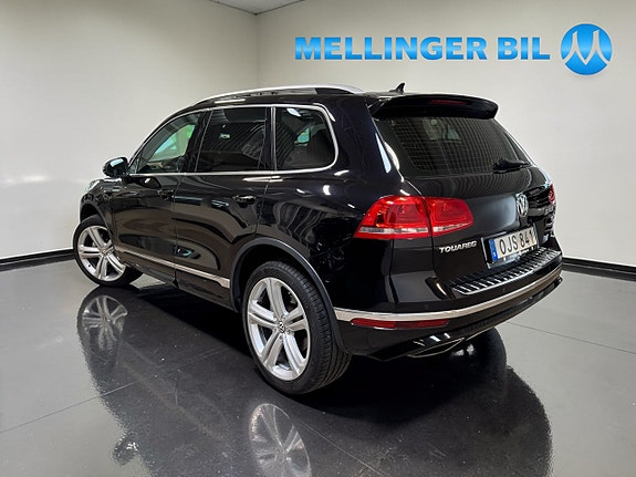 Volkswagen Touareg 4 of 5