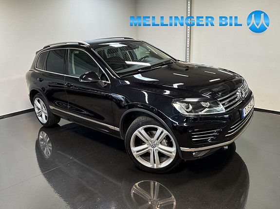 Volkswagen Touareg 2 of 5