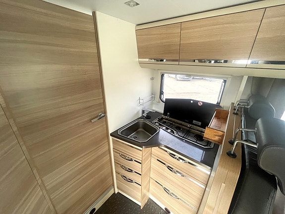 Adria Coral S 670 SL, 8 of 15