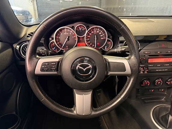 Mazda MX-5 16 of 16