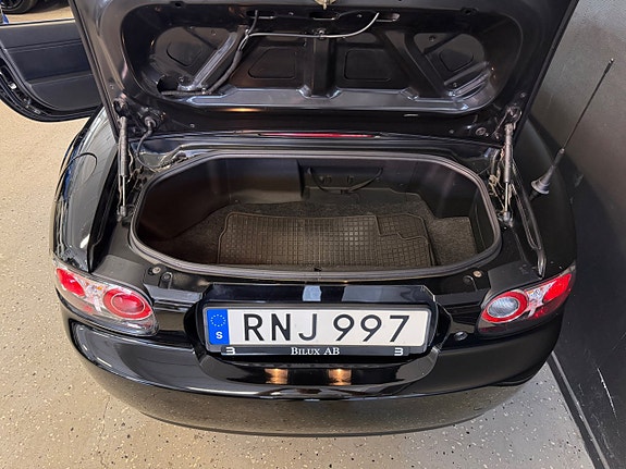 Mazda MX-5 7 of 16