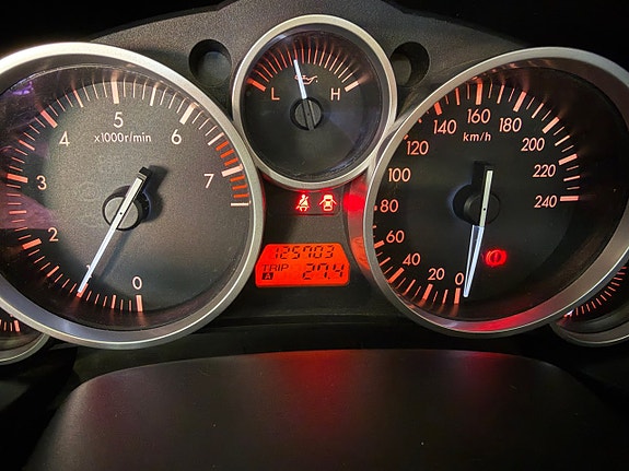 Mazda MX-5 15 of 16