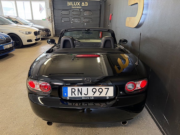 Mazda MX-5 6 of 16