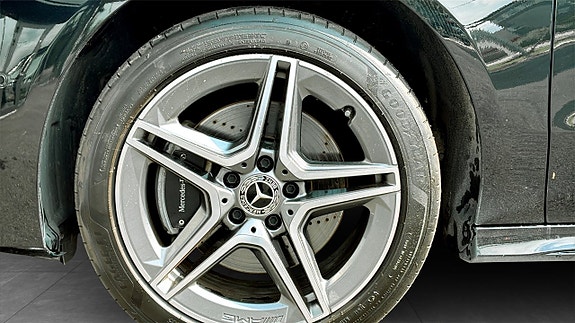 Mercedes-Benz CLA250 e 9 of 9