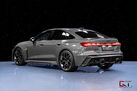 Audi RS5 9 of 27