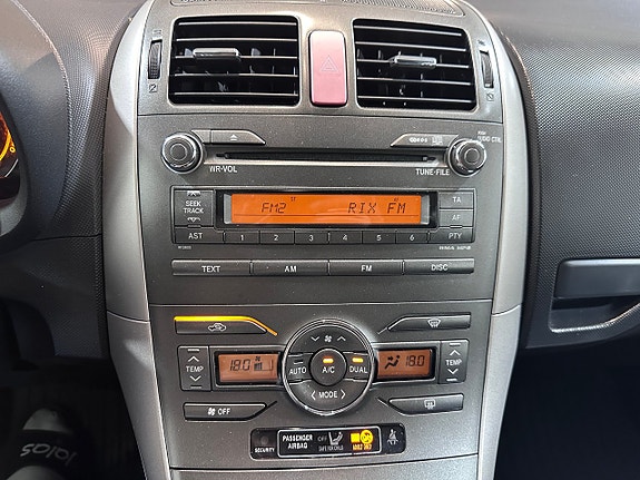 Toyota Auris 20 of 23