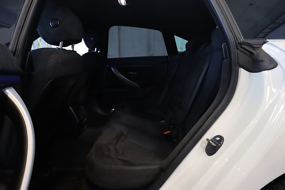 BMW 420d 16 of 17