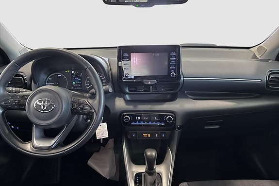 Toyota Yaris 10 of 12