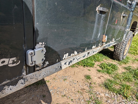 Land Rover Defender 130 20 of 29