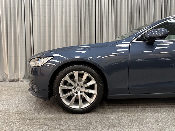 Volvo V90 4 of 5