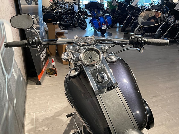 Harley-Davidson Softail Standard 1.4 Twin Cam 88B,2001 10 of 14