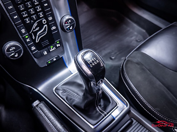 Volvo V40 26 of 28