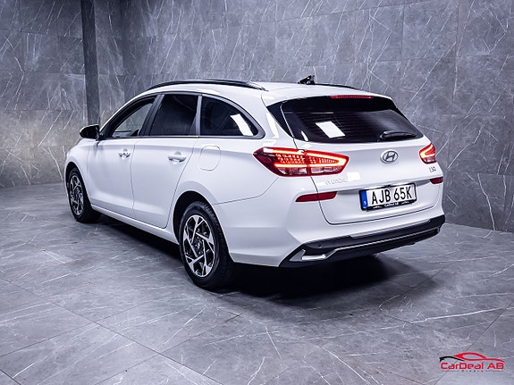 Hyundai i30 5 of 5