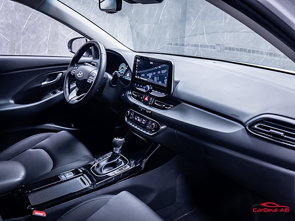 Hyundai i30 14 of 27