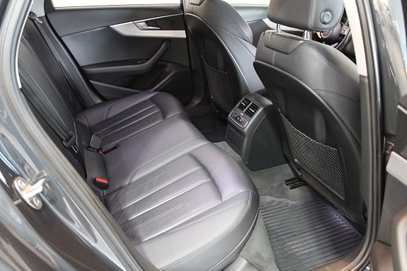 Audi A4 8 of 22