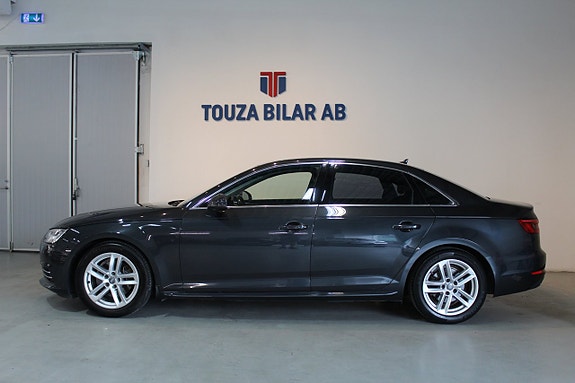 Audi A4 3 of 22